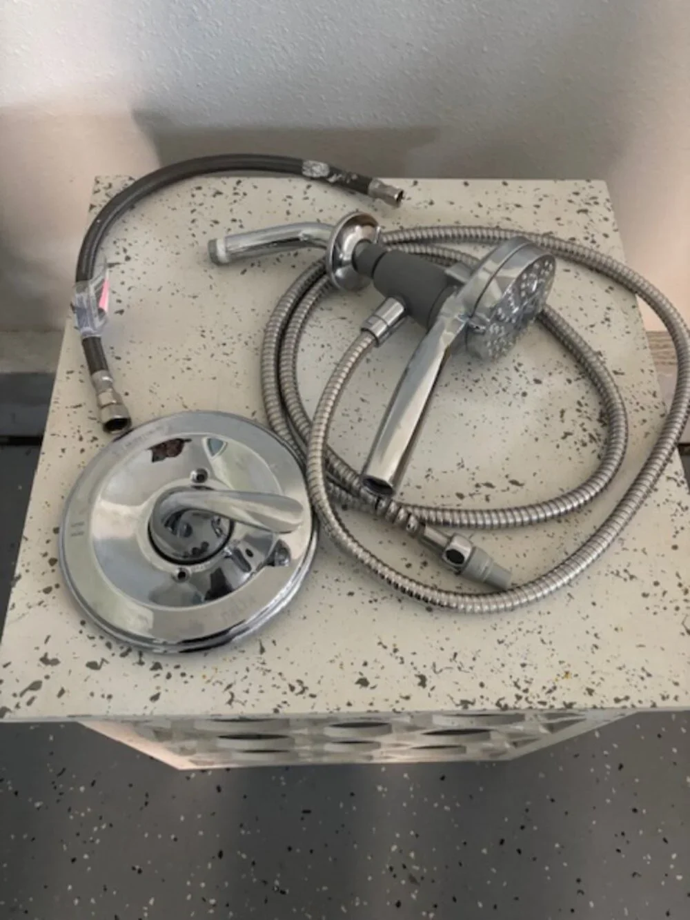 Delta magnetic adjustable